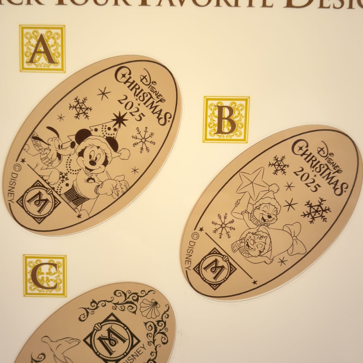 東京ディズニーリゾート"ディズニー・クリスマス2025"スーベニアメダル
