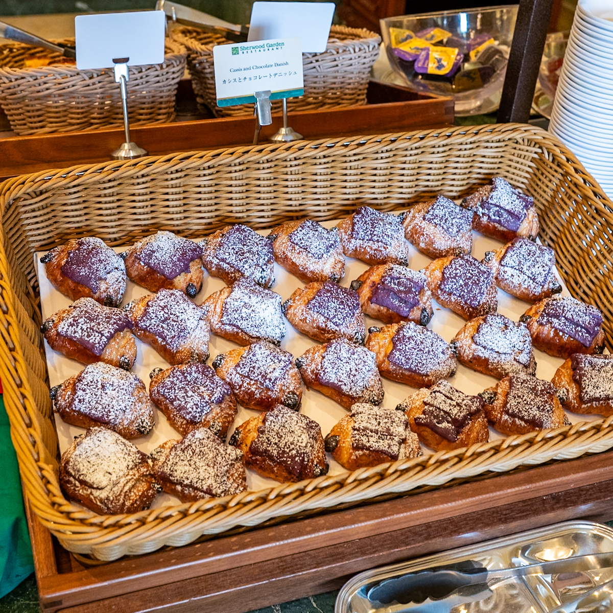 カシスとチョコレートデニッシュ