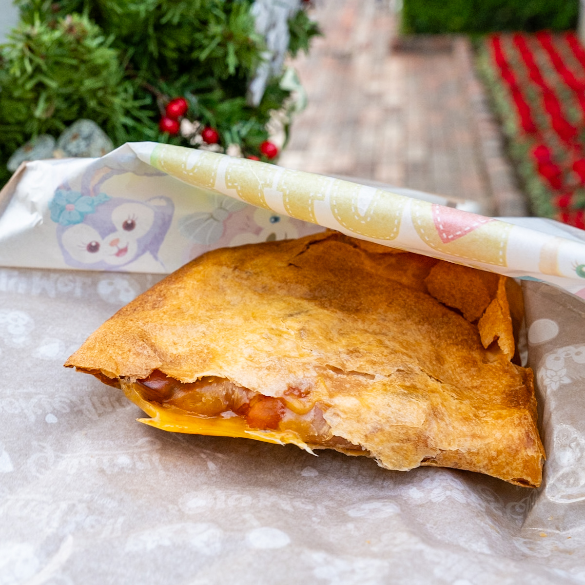 トルティーヤホットサンド(ソーセージ、パンプキン、チーズ)