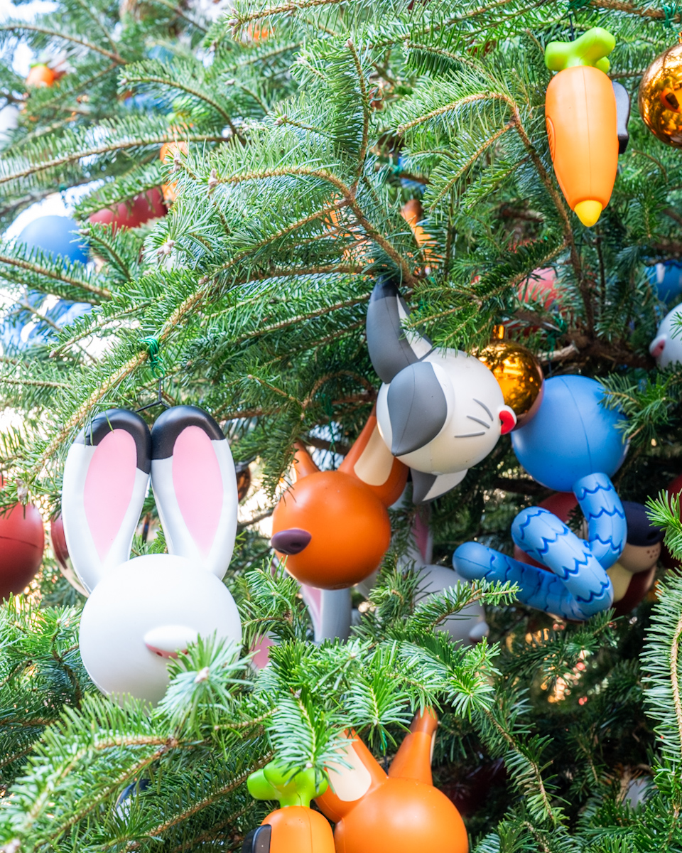 ニックやジュディ、ヘビのゲイリー、ビーバーのニブルズ、オオヤマネコのパウバート、にんじんペンのオーナメント