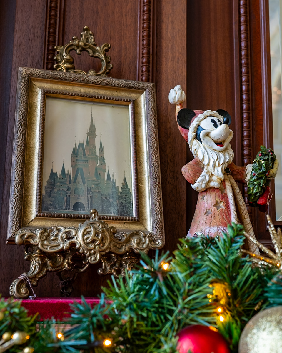 東京ディズニーランドホテル「ドリーマーズ・ラウンジ」ミッキーマウスデコレーション　クリスマス