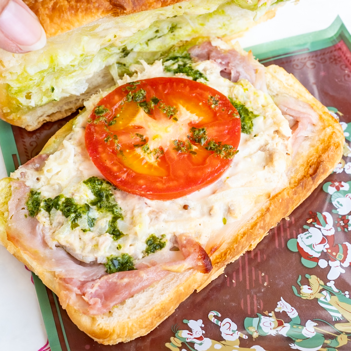 スペシャルデニッシュサンド(生ハム、ツナ・ポテト、チーズ)内容