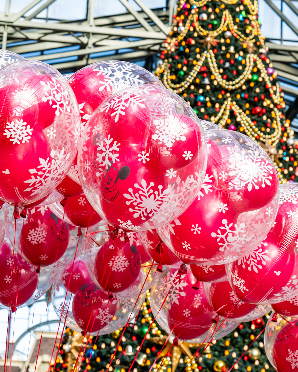 東京ディズニーランド“ディズニー・クリスマス2025”ミッキーバルーン・お土産 赤