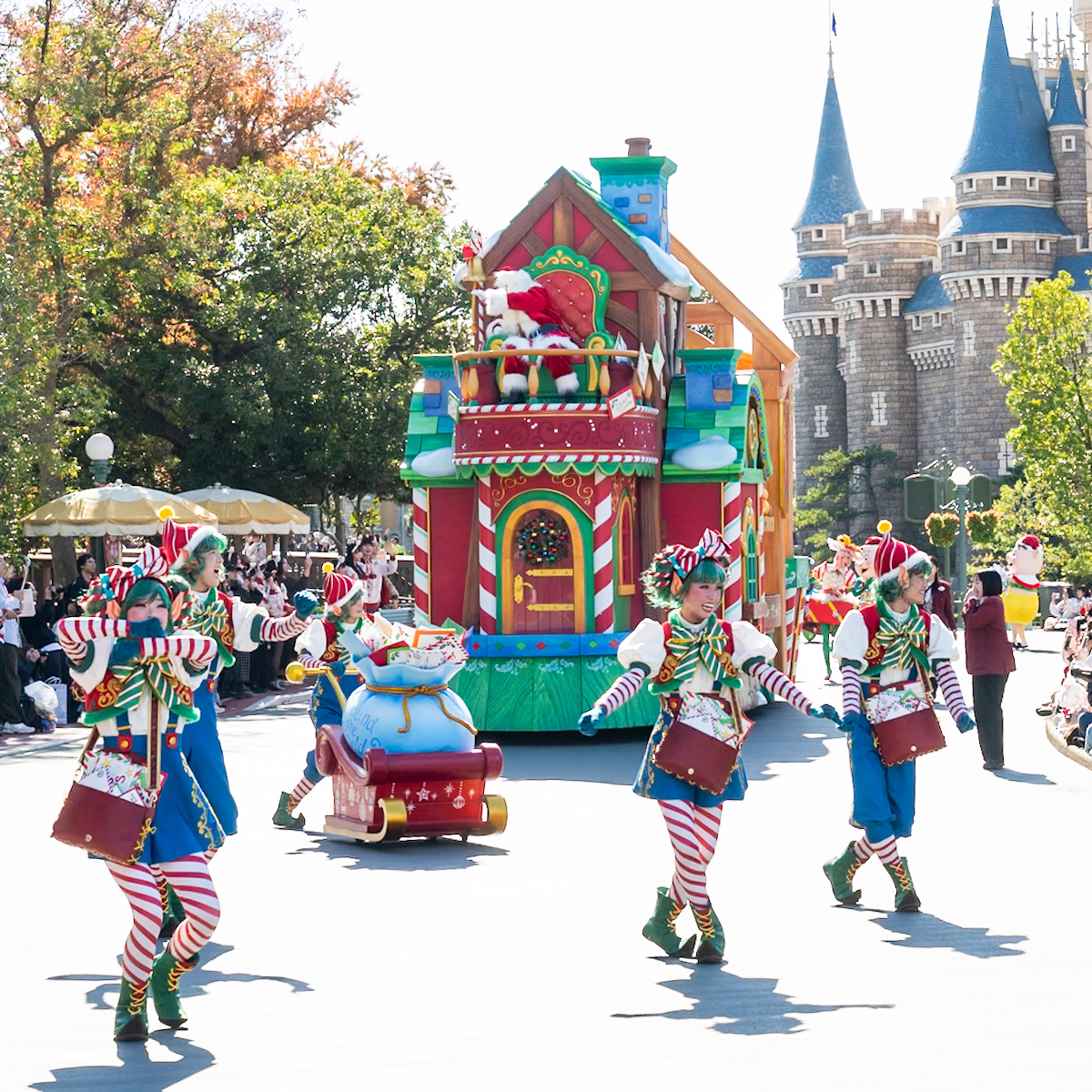 東京ディズニーランド“ディズニー・クリスマス2025”トイズ・ワンダラス・クリスマス!