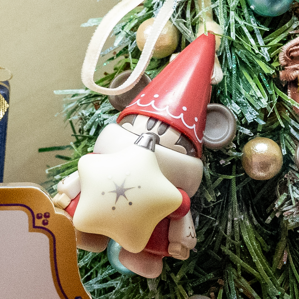 東京ディズニーランド＆シー"ディズニー・クリスマス2025"カプセルトイ3