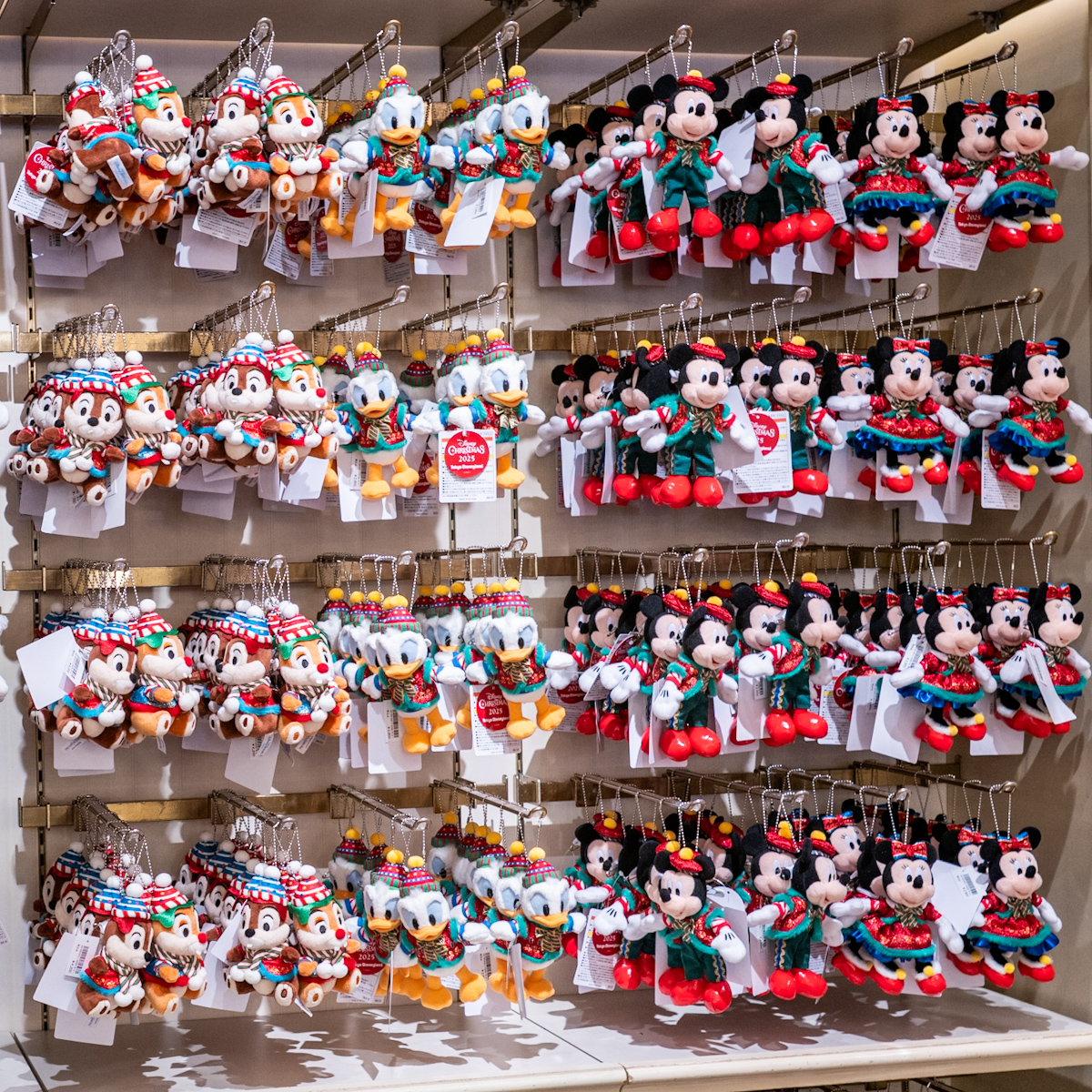 東京ディズニーランド"ディズニー・クリスマス2025"「トイズ・ワンダラス・クリスマス！」グッズ・お土産