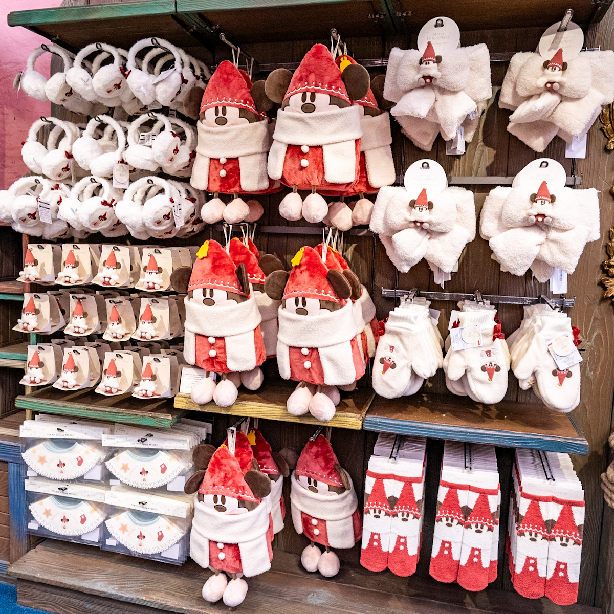 東京ディズニーリゾート“ディズニー・クリスマス2025”リルリンリングッズ