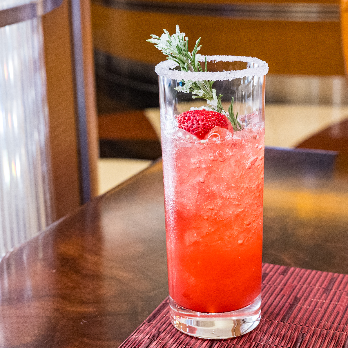 ”ディズニー・クリスマス2025”スペシャルドリンク1