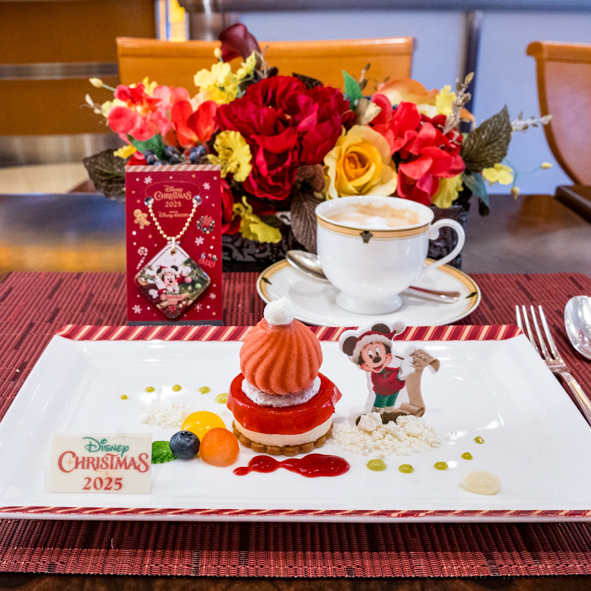 エンパイア・グリル“ディズニー・クリスマス2025”エンパイア・グリル・ランチ