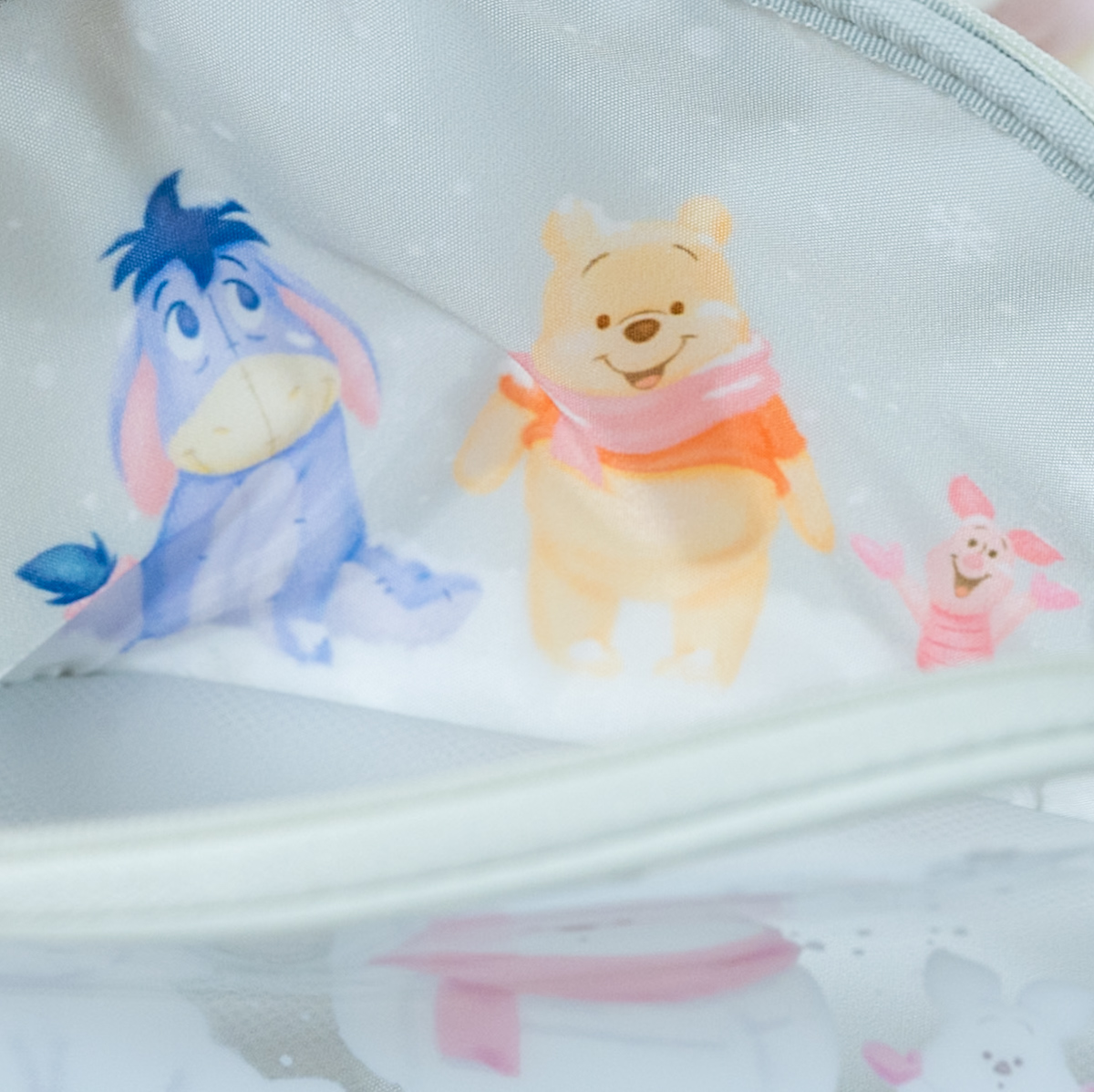 プーさん、ピグレット、イーヨー ポーチ 2段式 WHITE POOHデザイン
