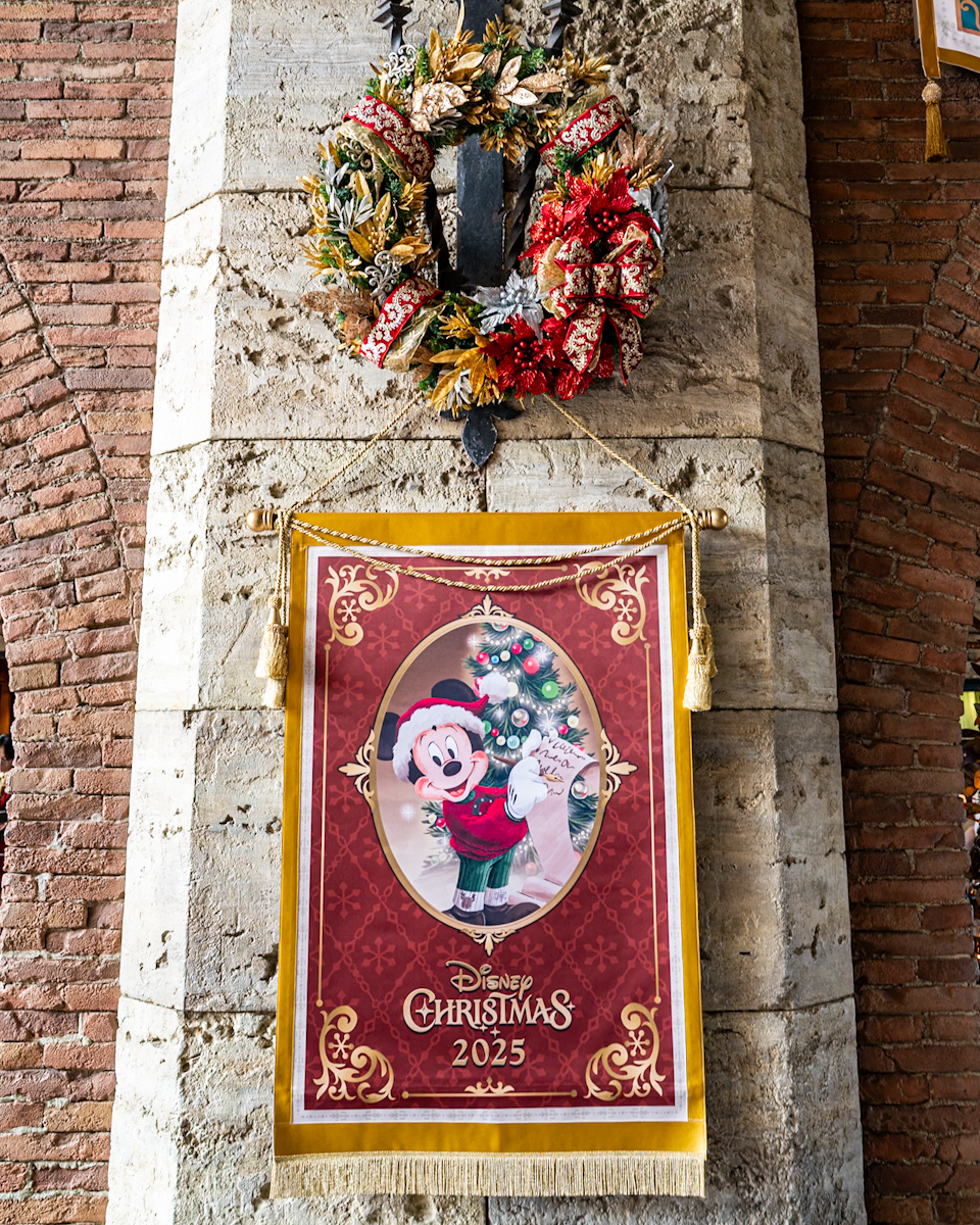 東京ディズニーリゾート“ディズニー・クリスマス2025”スペシャルグッズ ミッキーバナー