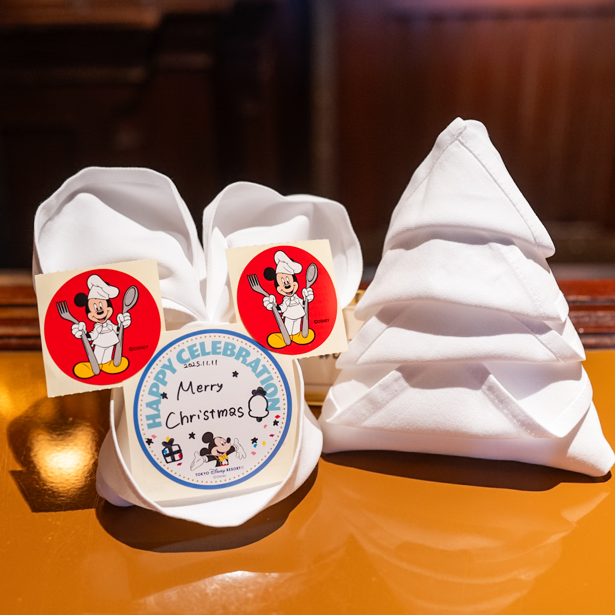テディ・ルーズヴェルト・ラウンジ 　クリスマスツリー　ミッキー　ナプキンアート
