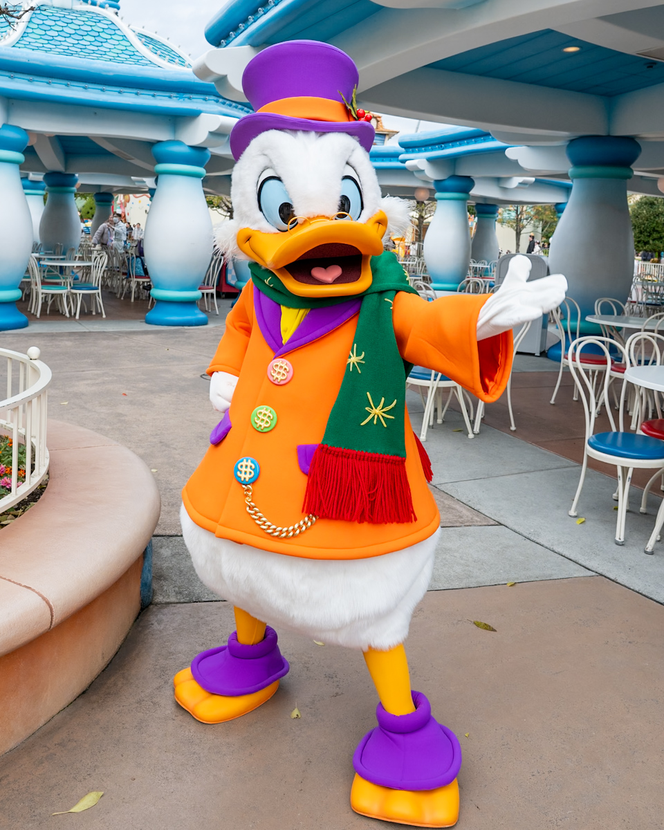 東京ディズニーランド/トゥーンタウン”ディズニー・クリスマス2025” キャラクターグリーティング スクルージおじさん