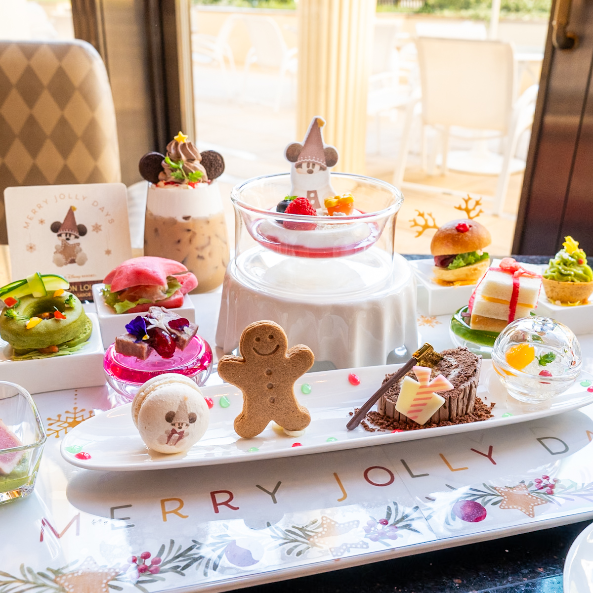 ハイピリオン・ラウンジ“ディズニー・クリスマス2025”プレミアムスウィーツセット1