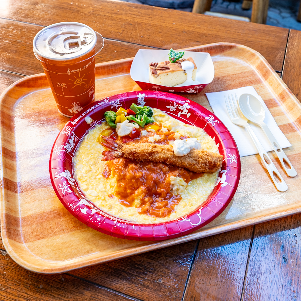 東京ディズニーランド「グランマ・サラのキッチン」”ディズニー・クリスマス2025”スペシャルセット