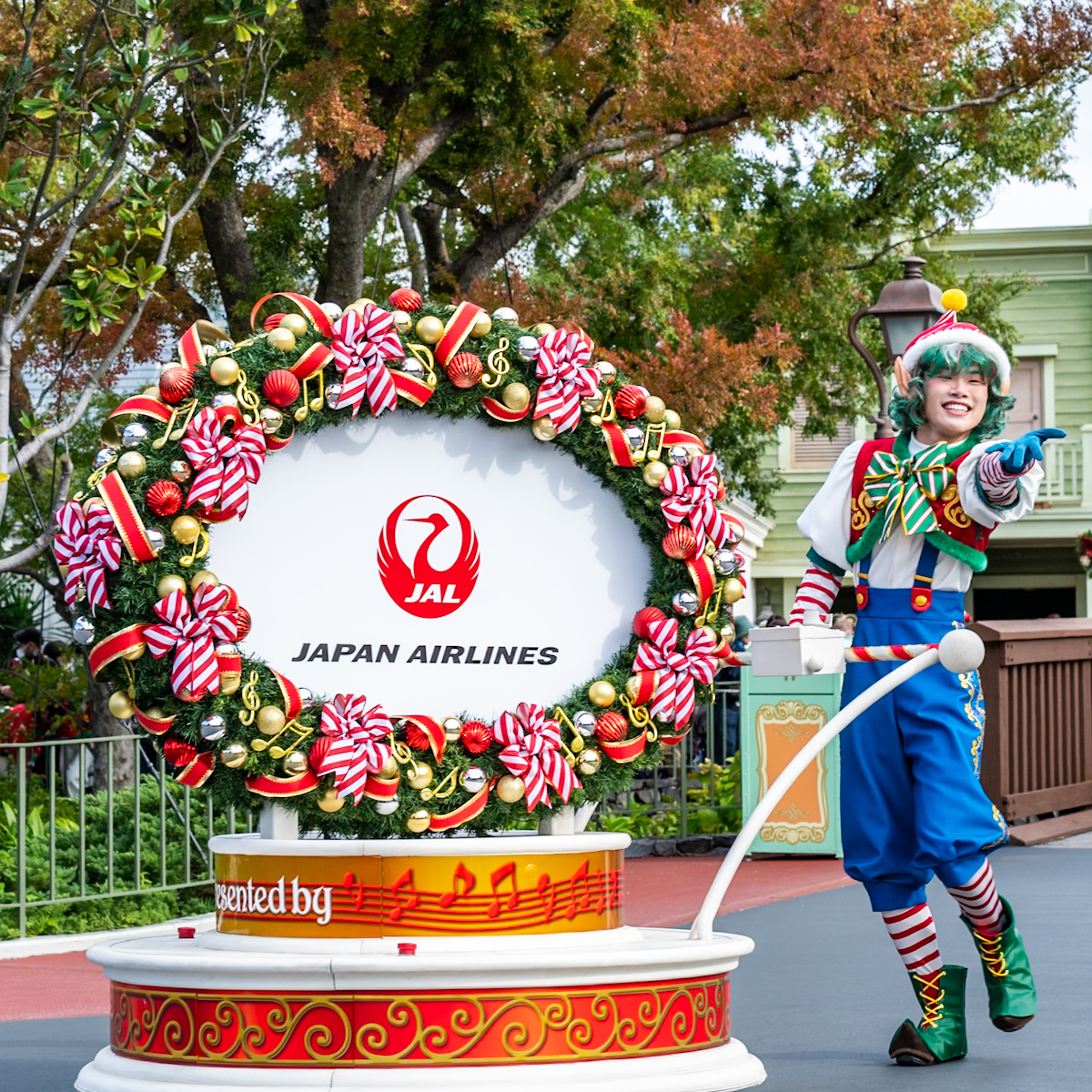 トイズ・ワンダラス・クリスマス! 提供:日本航空