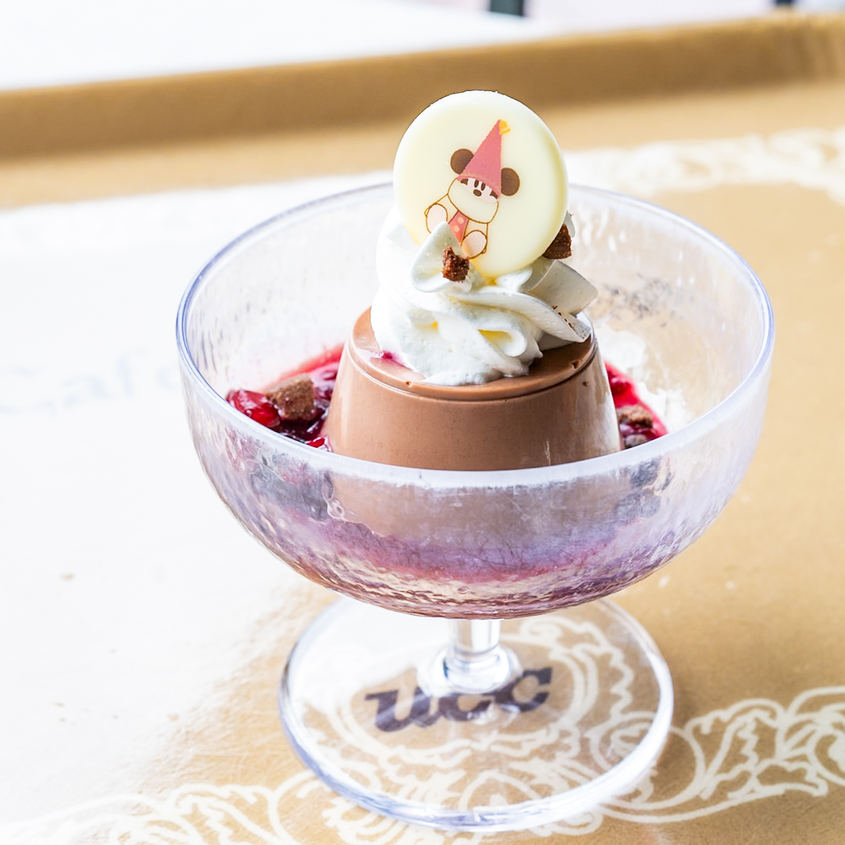 チョコレートのパンナコッタ、ベリーソース