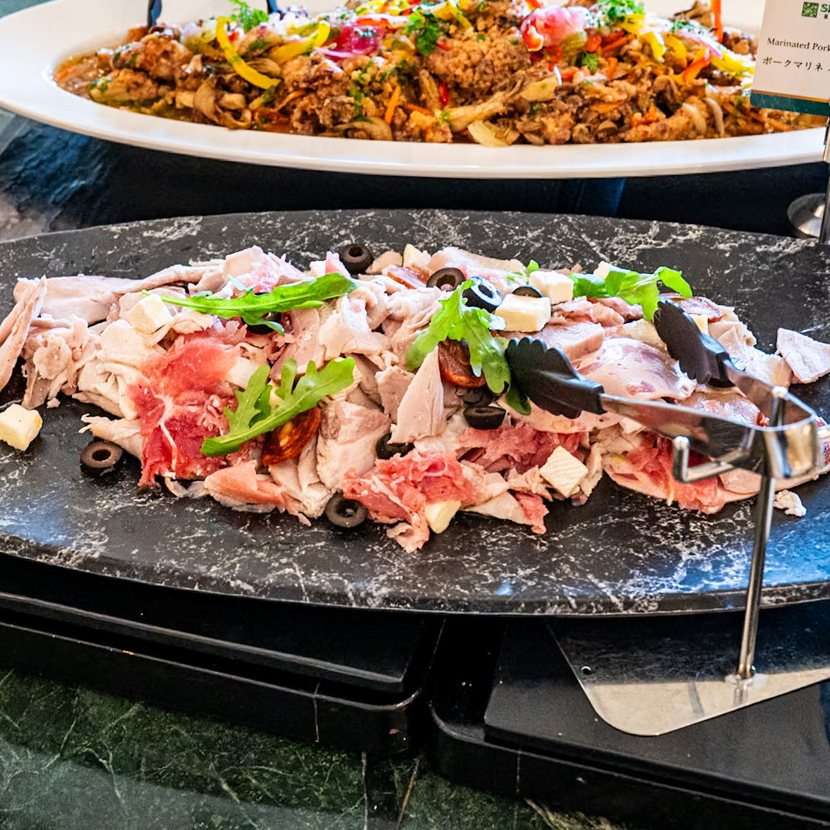 特製ジャンボンとカマンベールの盛り合わせ