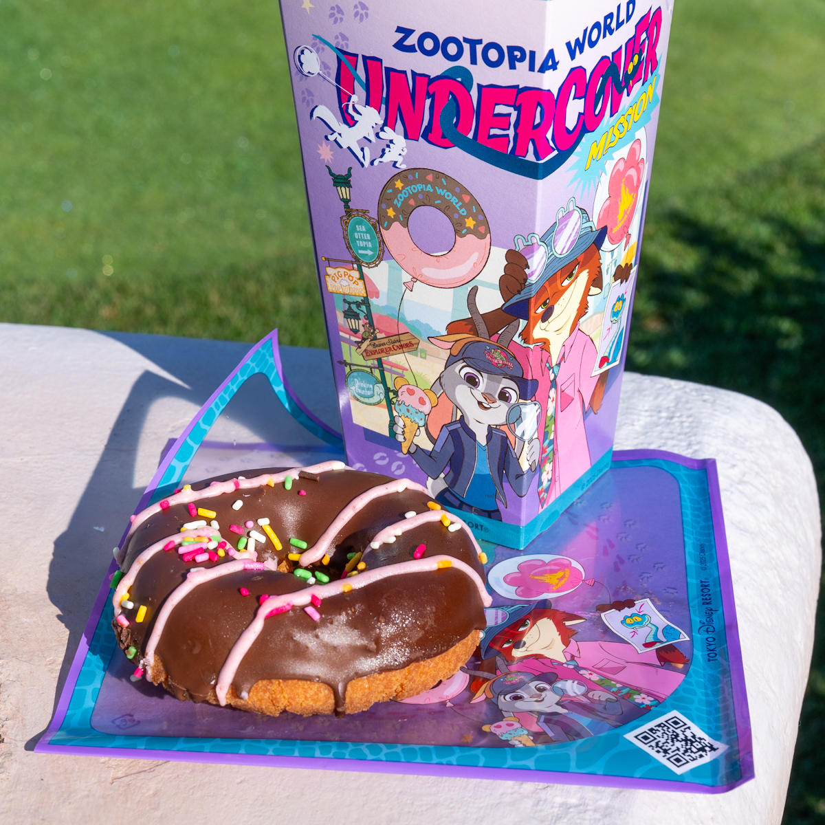 東京ディズニーリゾート 『ズートピア２』メニュー（チョコドーナツ・ポップコーン）1