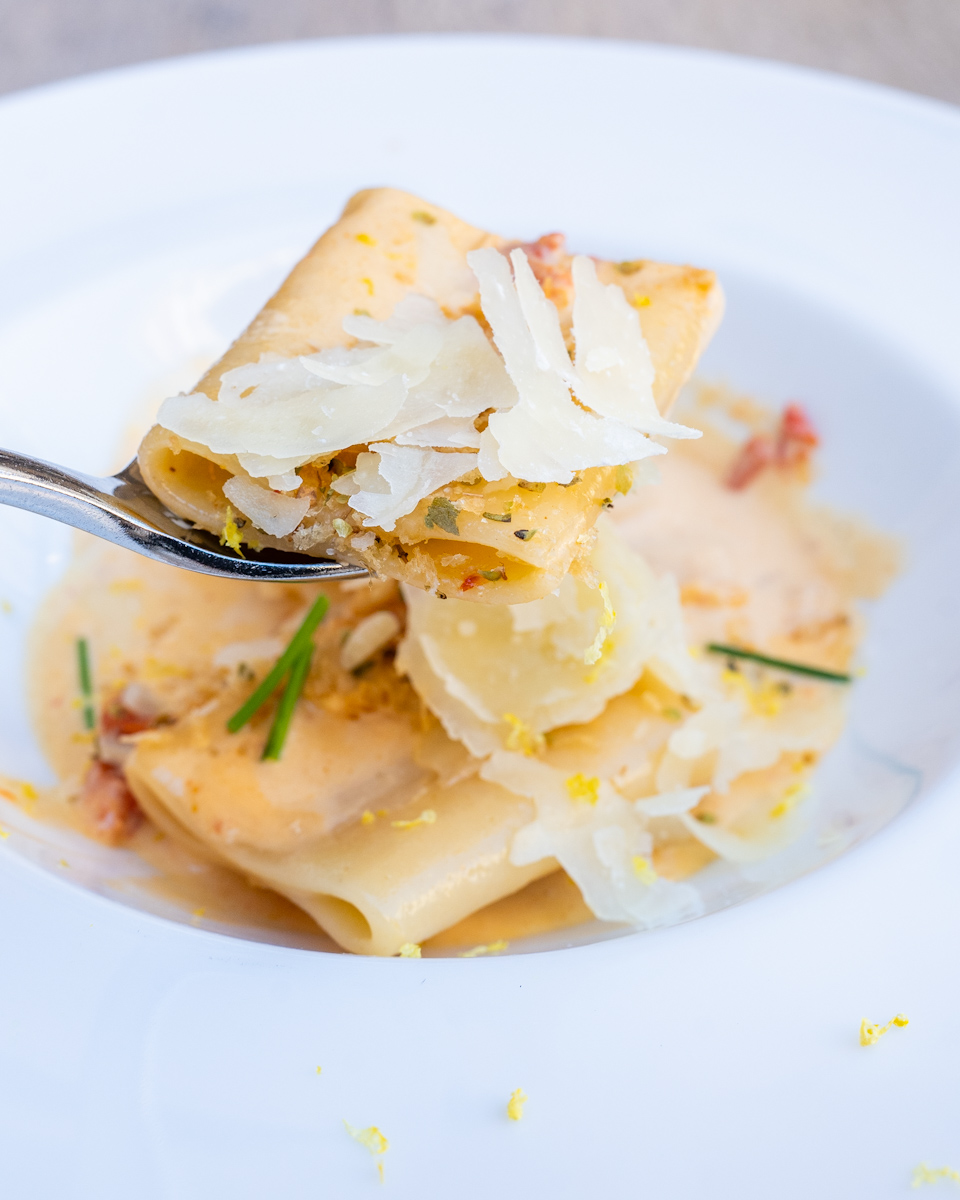 パッケリ、ウニのクリームソース1