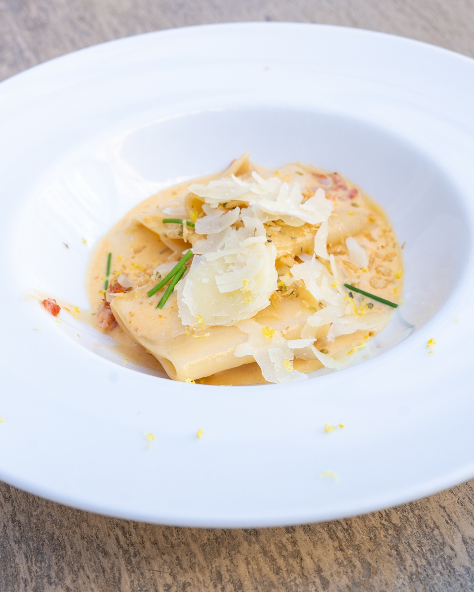 パッケリ、ウニのクリームソース