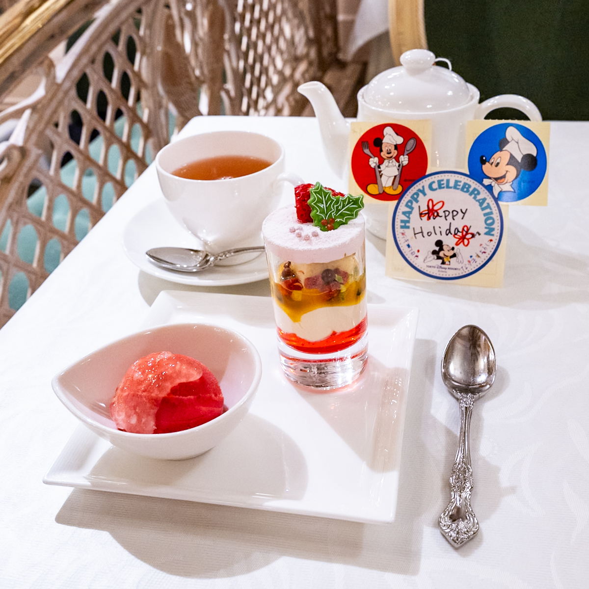 東京ディズニーシー「S.S.コロンビア・ダイニングルーム」”ディズニー・クリスマス2025”スペシャルコース デザート