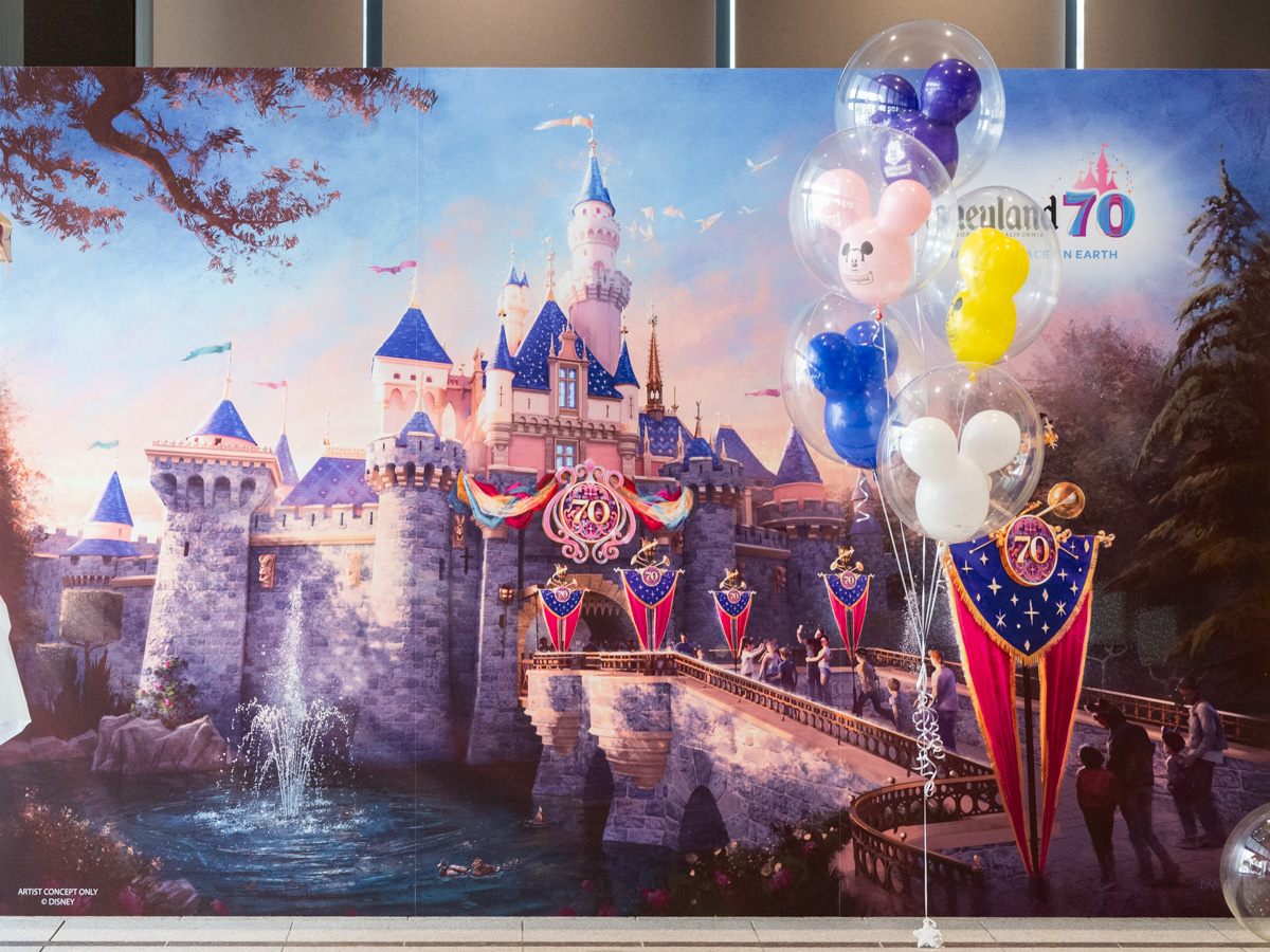 カリフォルニア ディズニーランド・リゾート70周年