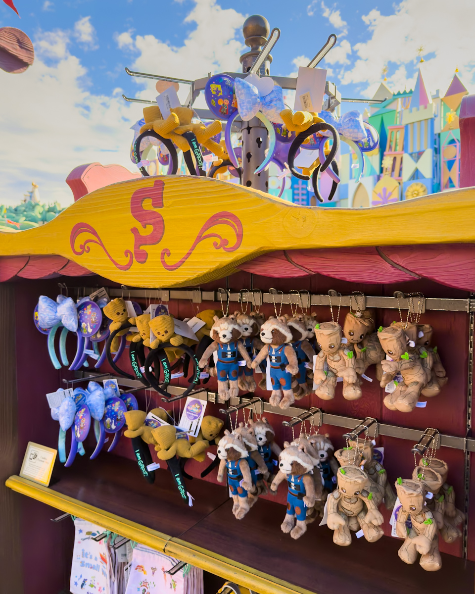 カチューシャ（イッツ・ア・スモールワールド with グルートモチーフ）1