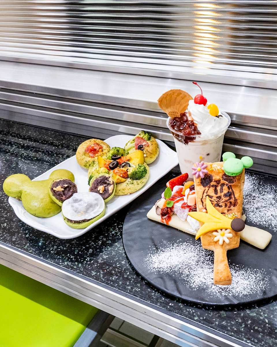 ディズニーアンバサダーホテル「チックタック・ダイナー」“イヤーエンド＆ニューイヤー2025−2026”スペシャルメニュー