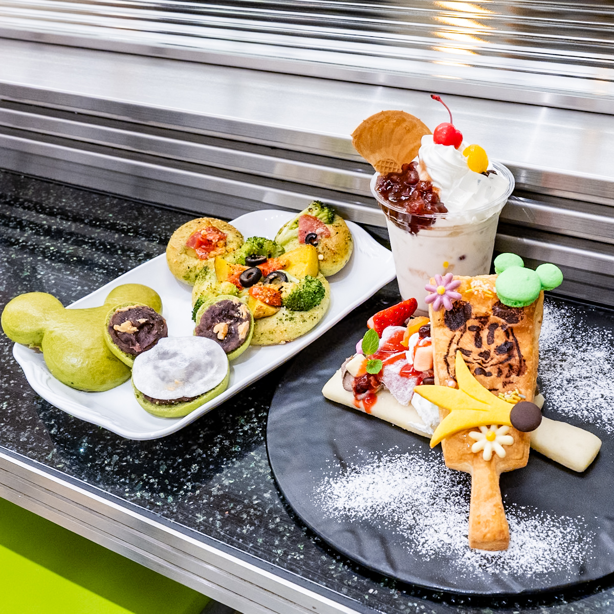 ディズニーアンバサダーホテル「チックタック・ダイナー」“イヤーエンド＆ニューイヤー2025−2026”スペシャルメニューまとめ