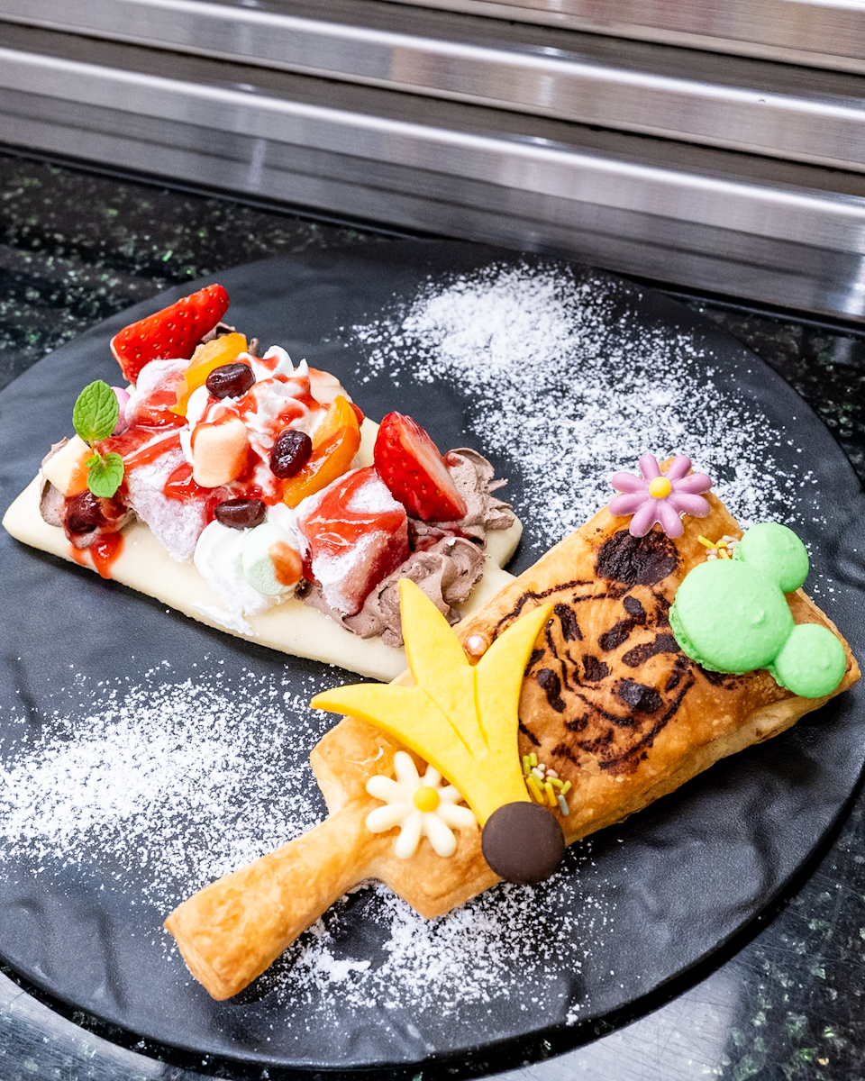 イチゴのわらび餅とチョコレートクリームのサンドウィッチ1