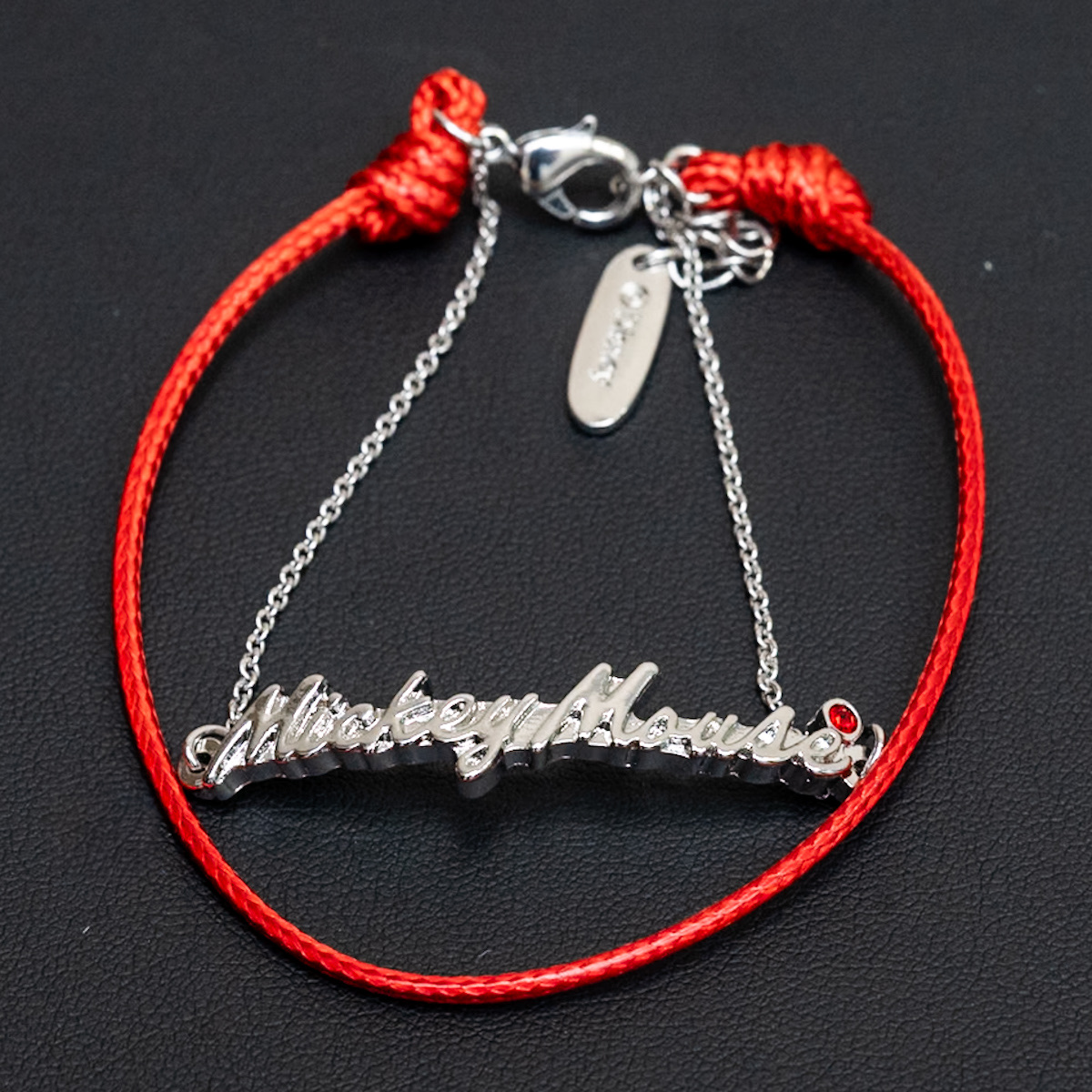 ミッキーマウスのブレスレット