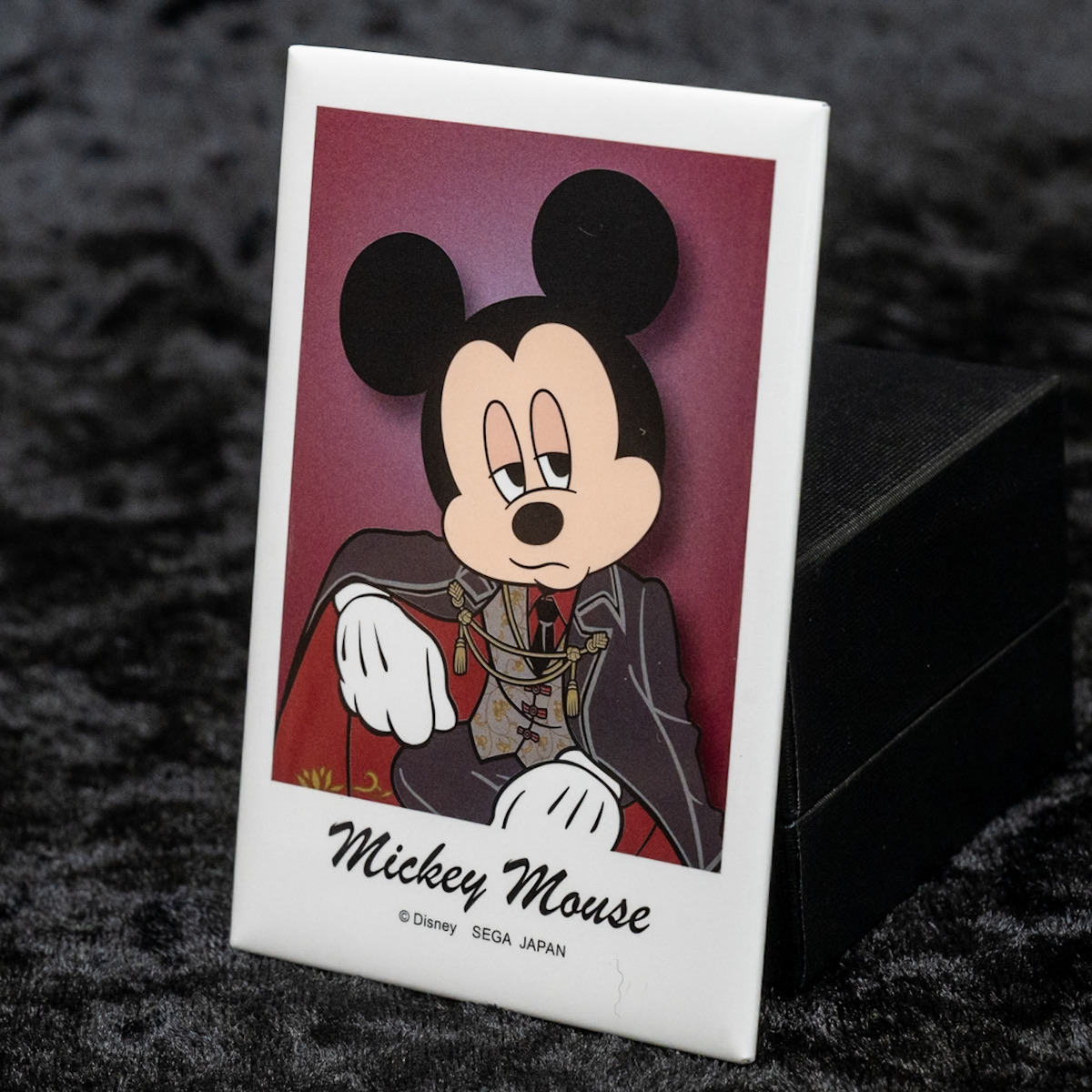 ミッキーマウスの缶バッジ