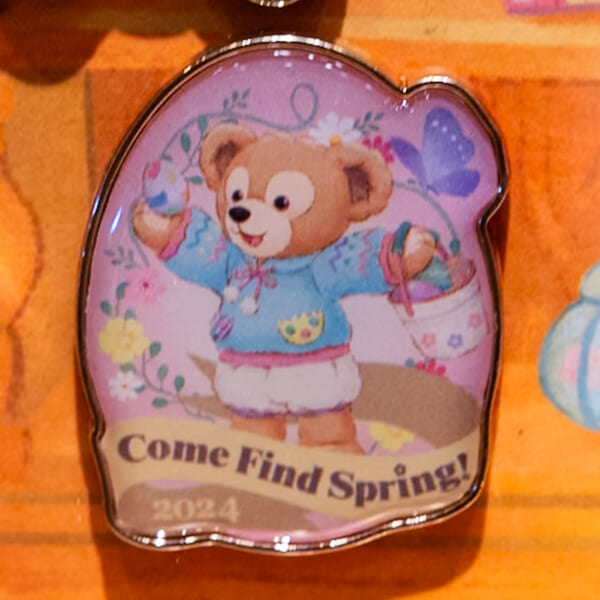 東京ディズニーシー「ダッフィー＆フレンズ20周年：カラフルハピネス」”マイ・メモリーズ・ウィズ・ダッフィー”スペシャルグッズ（ピンバッジセット）2