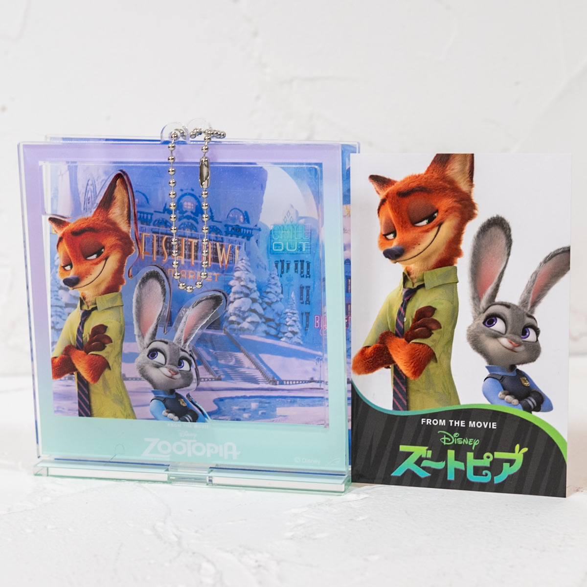 ベルメゾン 2WAY仕様のフォトフレーム風アクリルキーホルダー「ズートピア」1