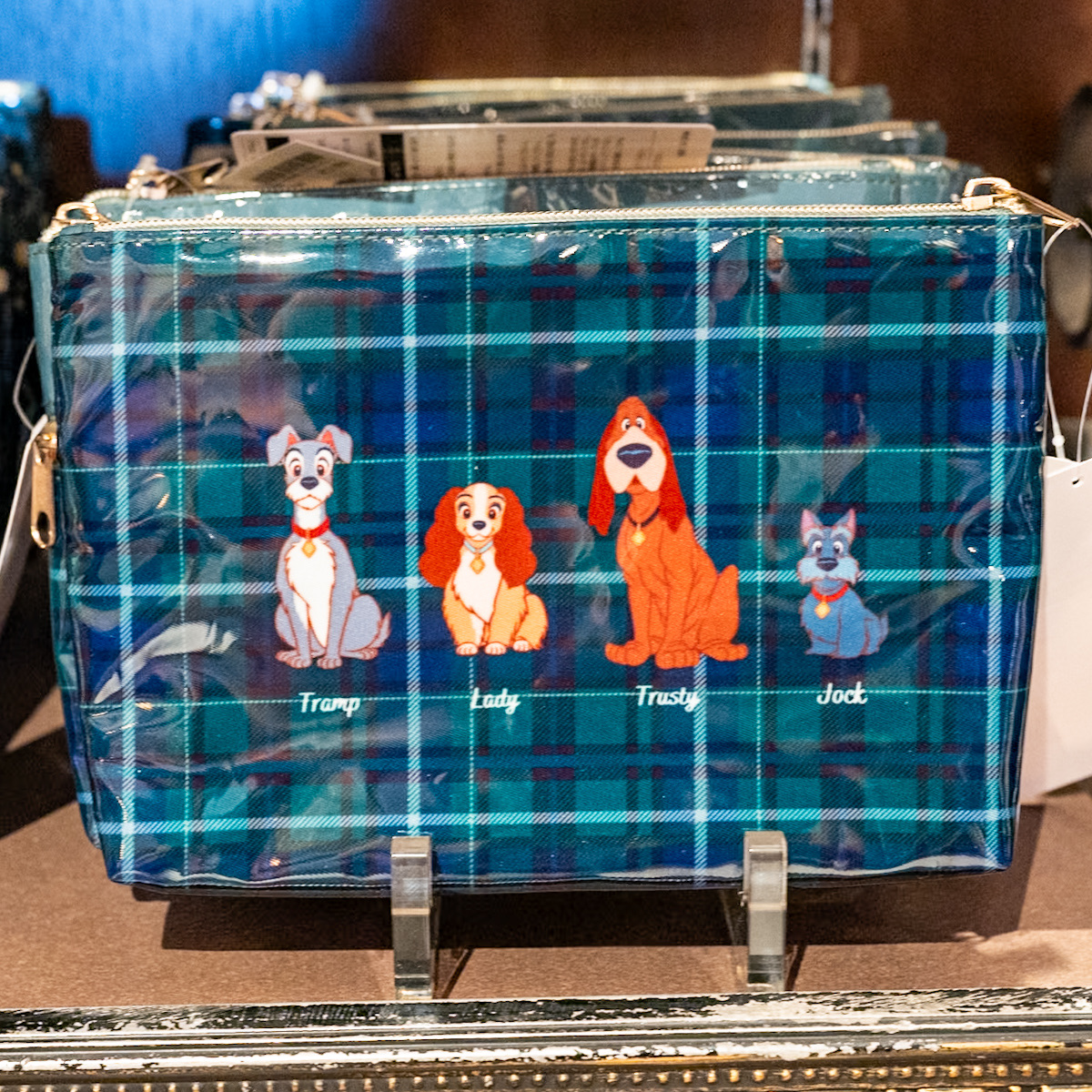 東京ディズニーランド「わんわん物語」グッズ・お土産　ペンケース1