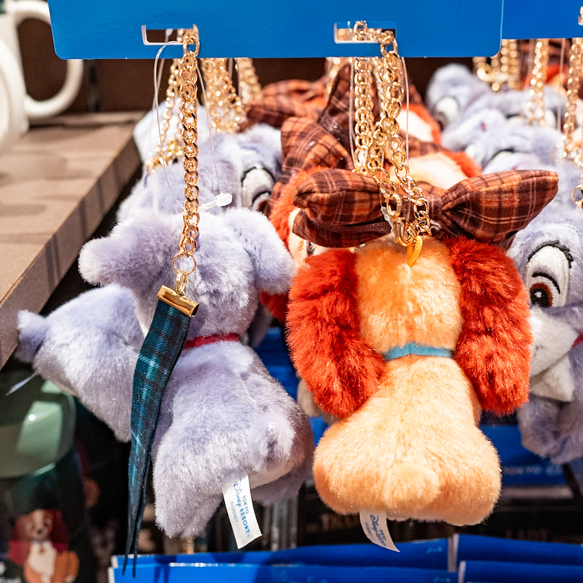 東京ディズニーランド「わんわん物語」グッズ・お土産　ぬいぐるみチャーム　後ろ姿