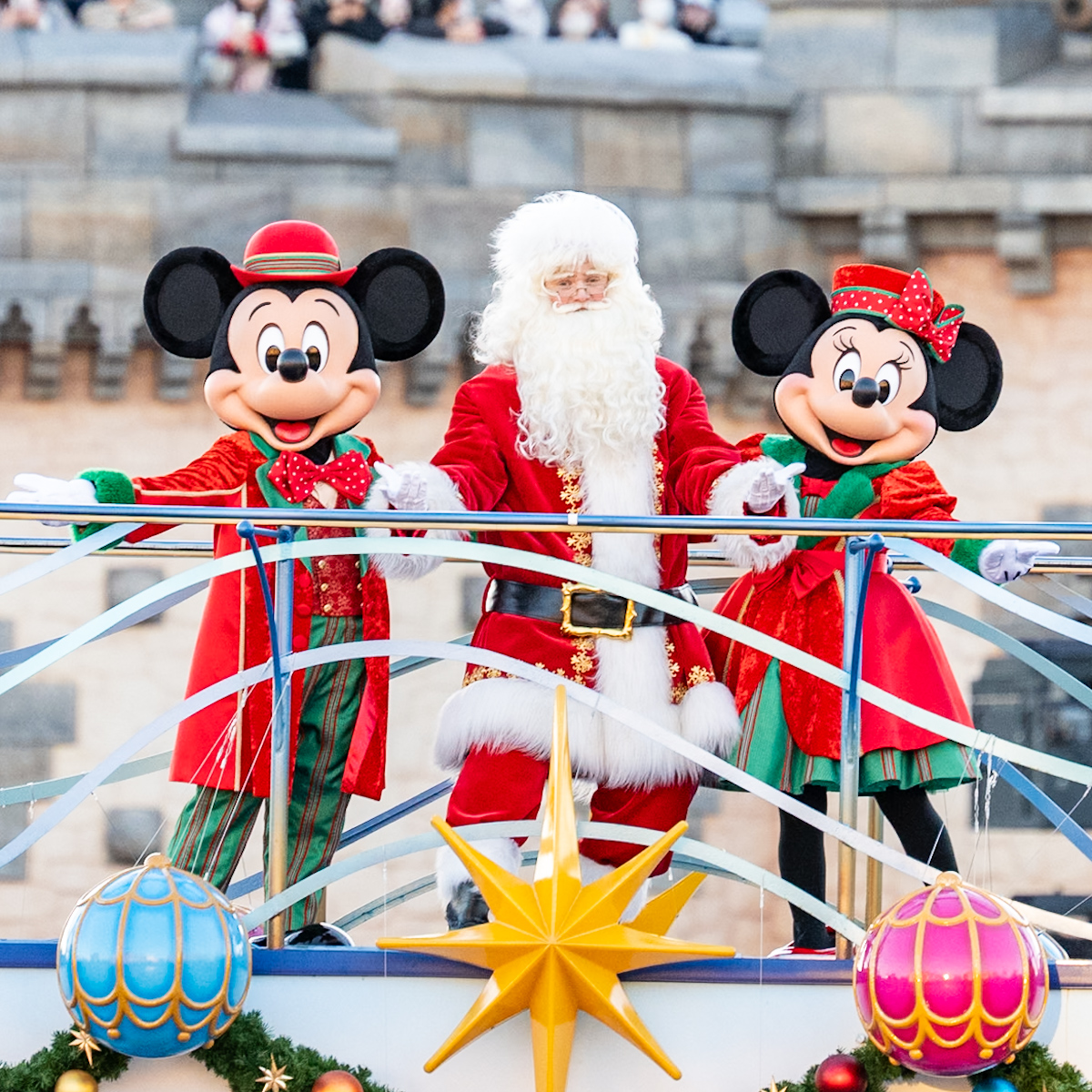 ミッキーマウス、ミニーマウス、サンタクロース