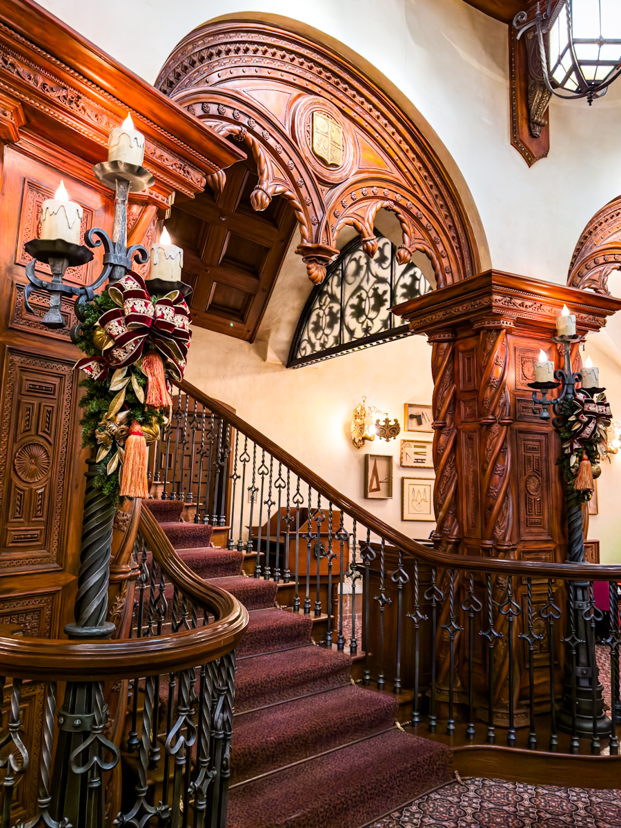 東京ディズニーシー/メディテレーニアンハーバー「マゼランズ」クリスマスデコレーション