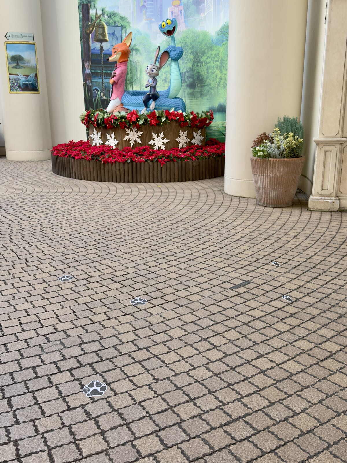 ズートピアフォトスポット　足跡