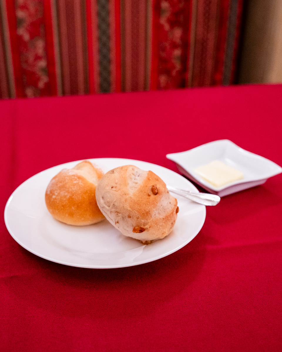 パン(ブール、クルミ) バター