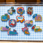 ピンバッジ　ランダム