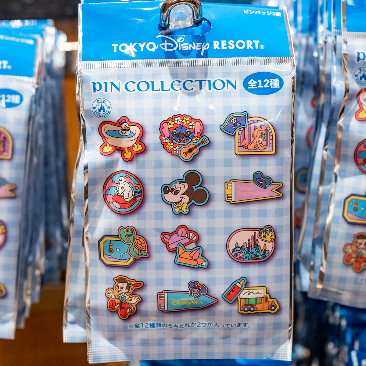 ランダムピンバッジ