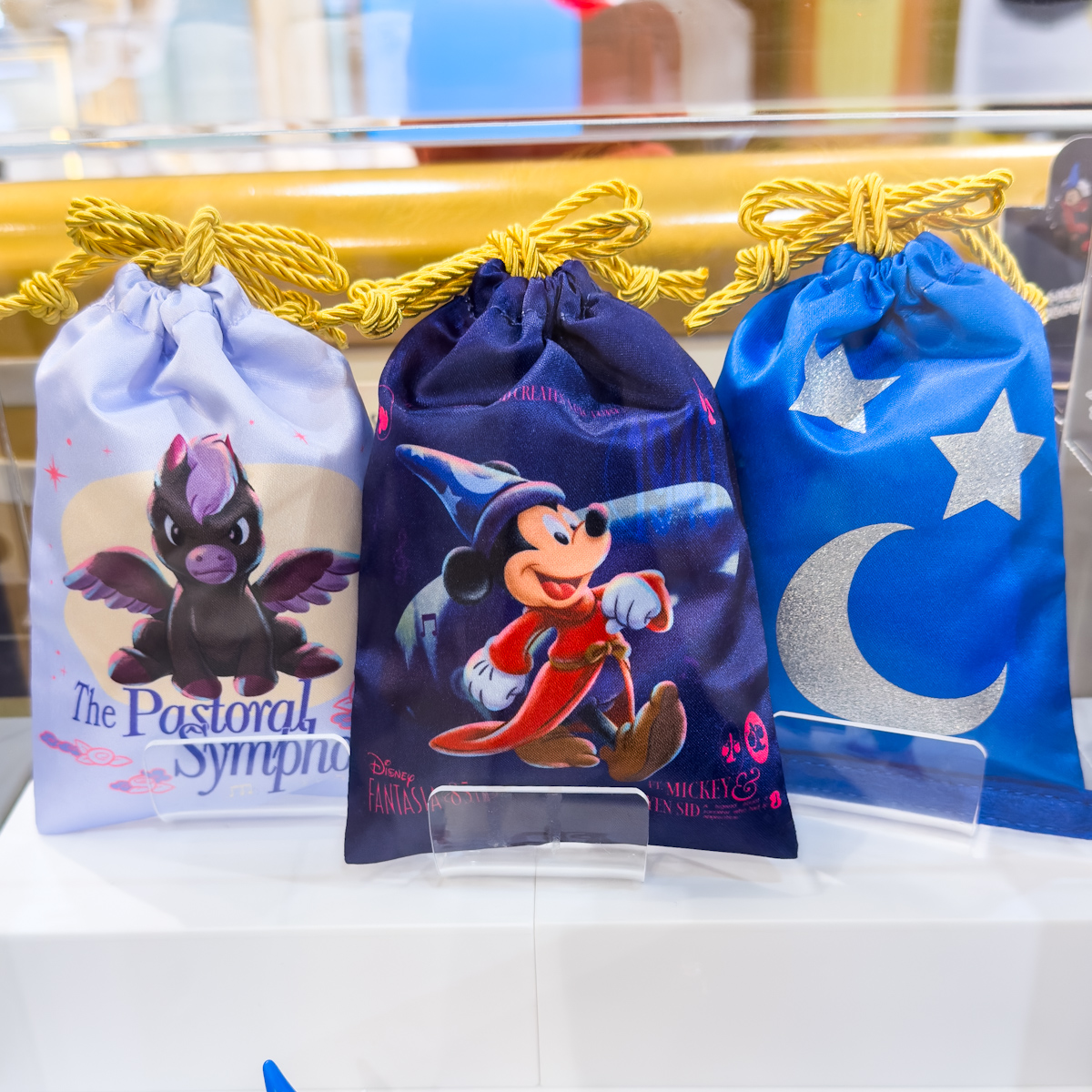 『ファンタジア』85周年グッズ　シークレット巾着