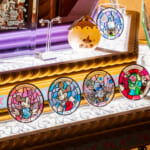 東京ディズニーランド ガラスグッズ（ステンドグラス風コースター）