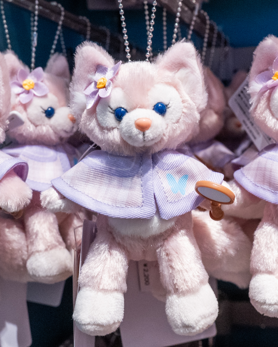 東京ディズニーシー「ダッフィー&フレンズ」ぬいぐるみバッジ リーナ・ベル