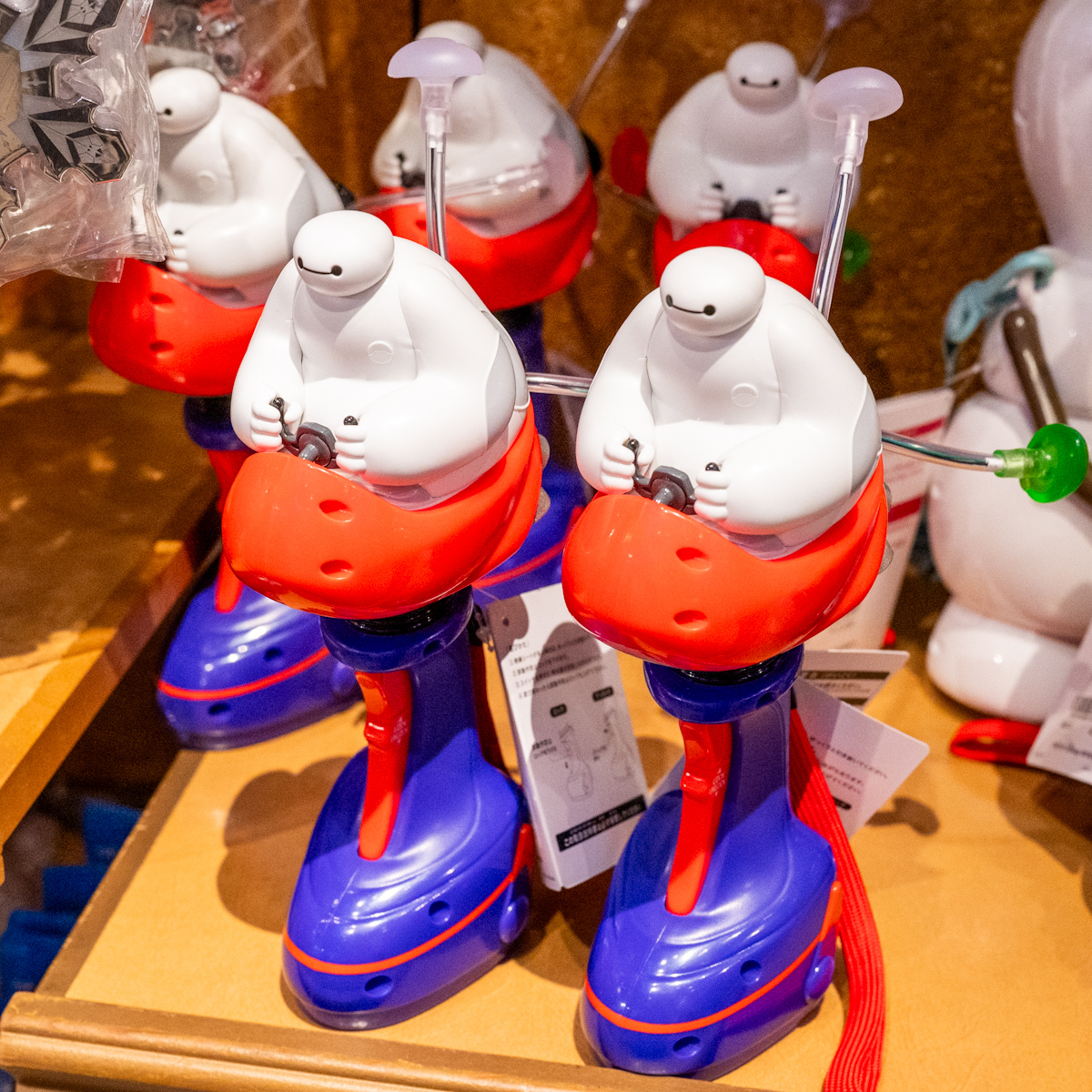 東京ディズニーランド「ベイマックスのハッピーライド」光るおもちゃ・お土産