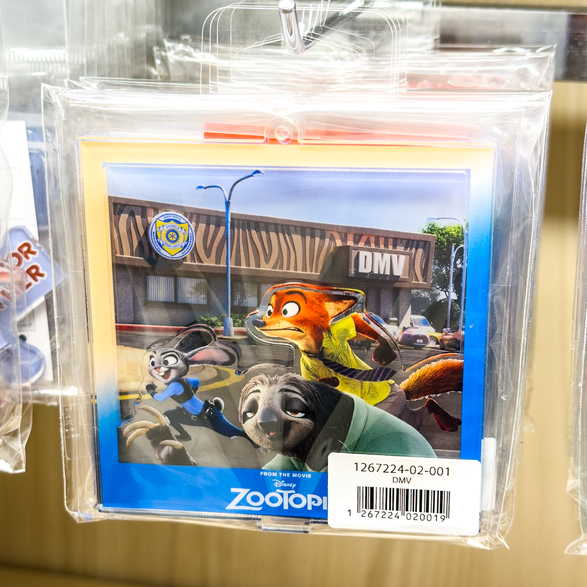 ベルメゾン 2WAY仕様のフォトフレーム風アクリルキーホルダー「ズートピア」フラッシュ