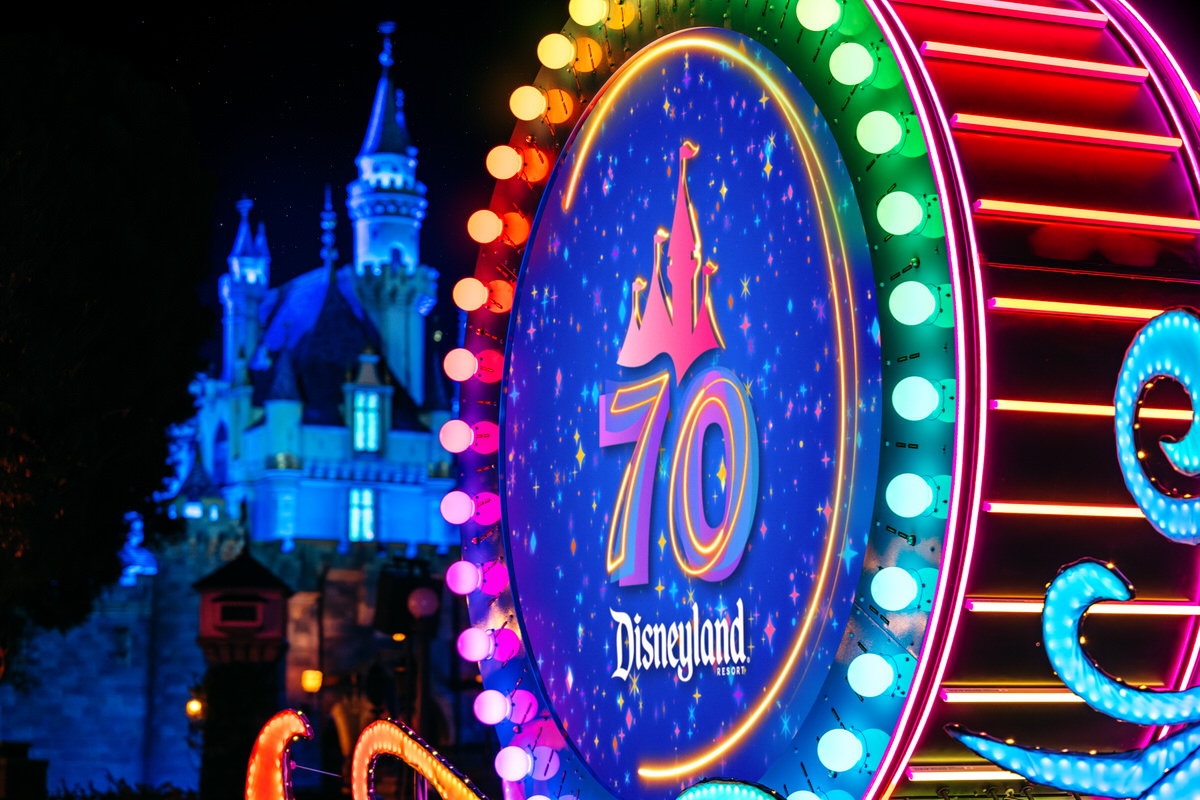 70周年パレード_©Disney-1