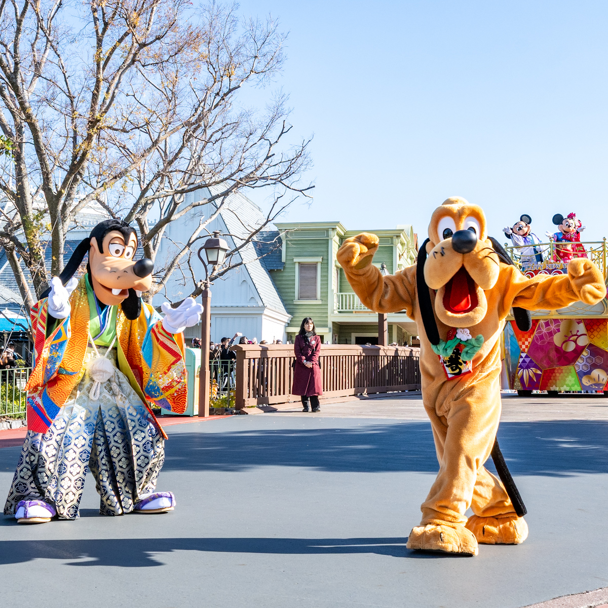 東京ディズニーランド“東京ディズニーリゾートのお正月2026”ニューイヤーズ・グリーティング グーフィー、プルート